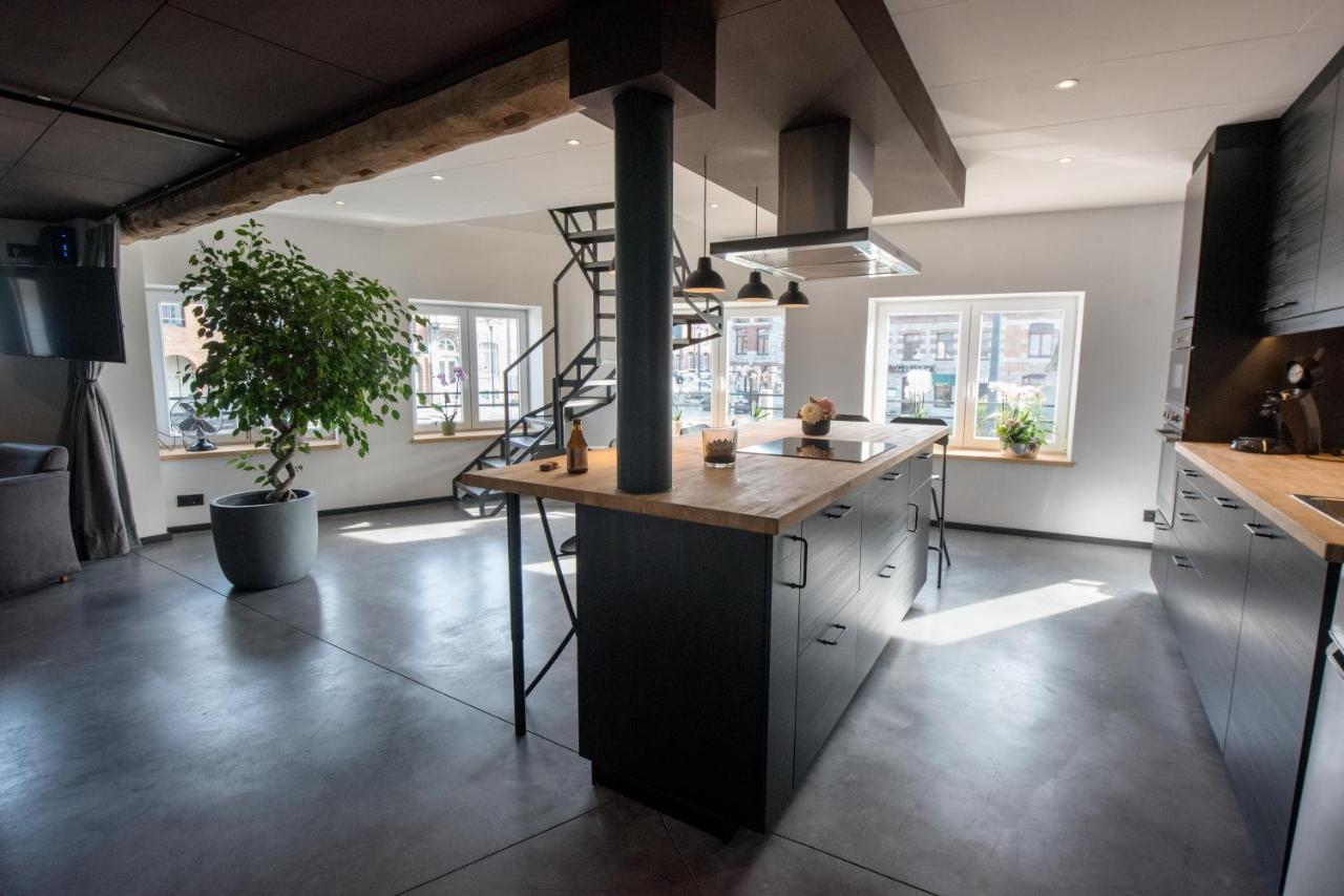 Froissart Loft Et Studio Chimay Exterior photo