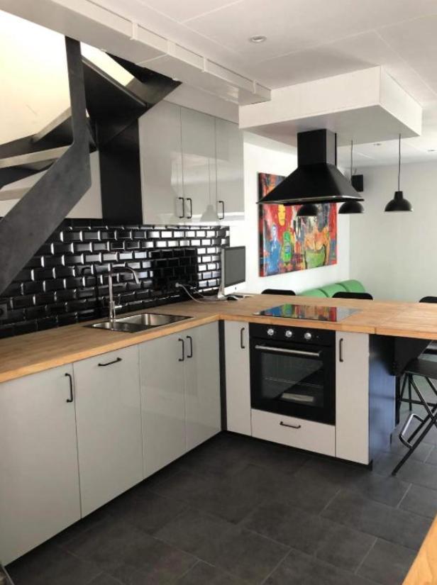 Froissart Loft Et Studio Chimay Exterior photo