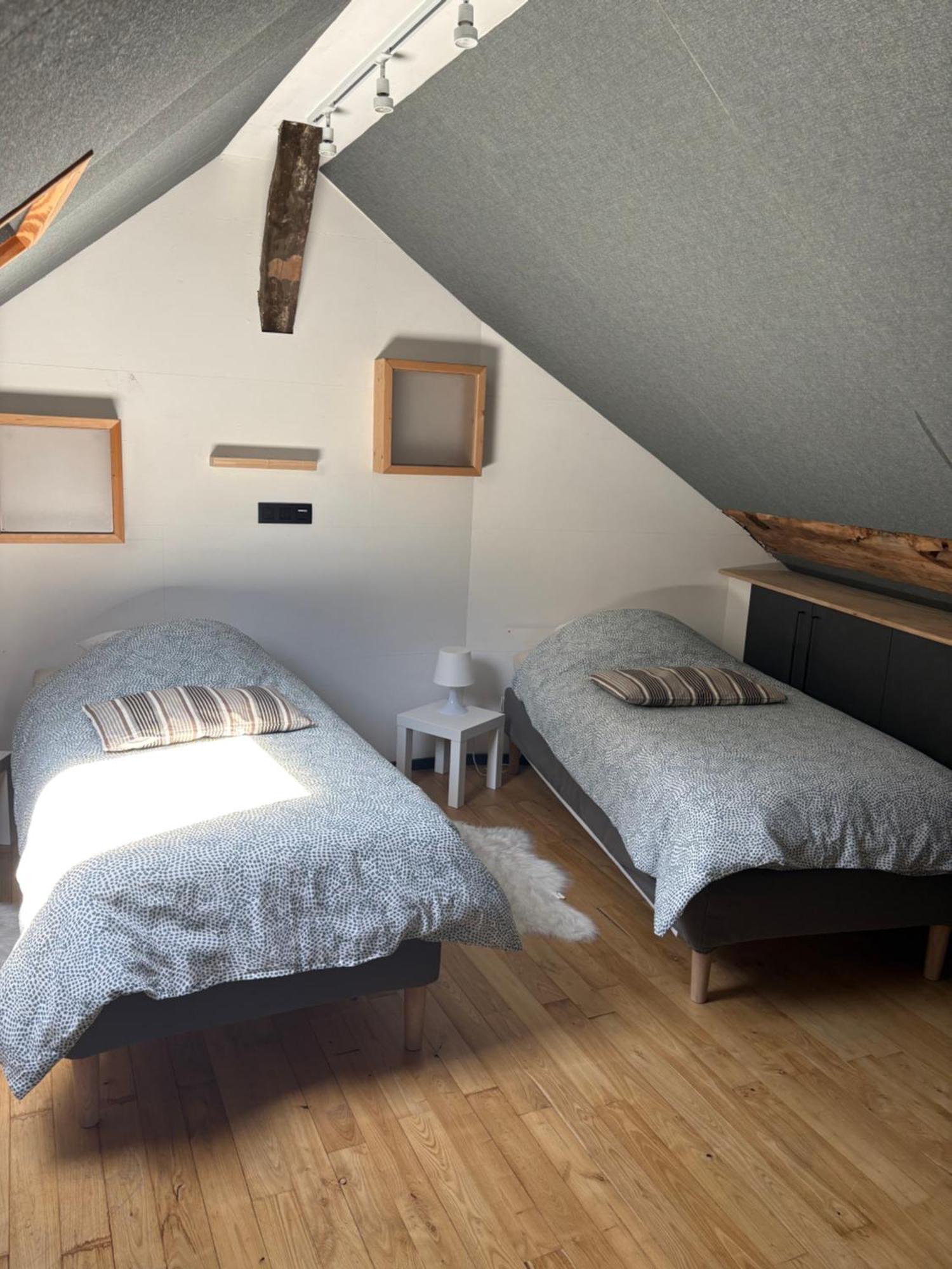 Froissart Loft Et Studio Chimay Exterior photo